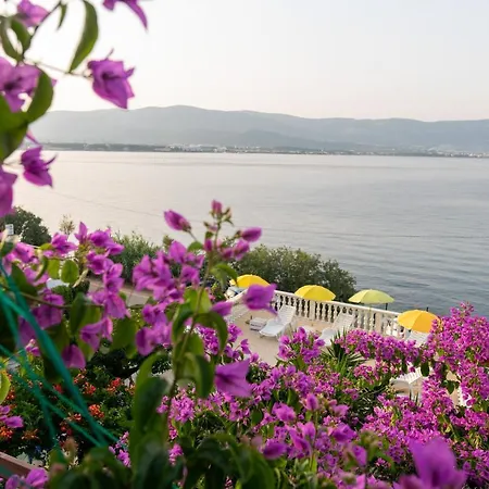 شقة Fjaba - By The Sea - With The Big Terraces & Great Sea View *