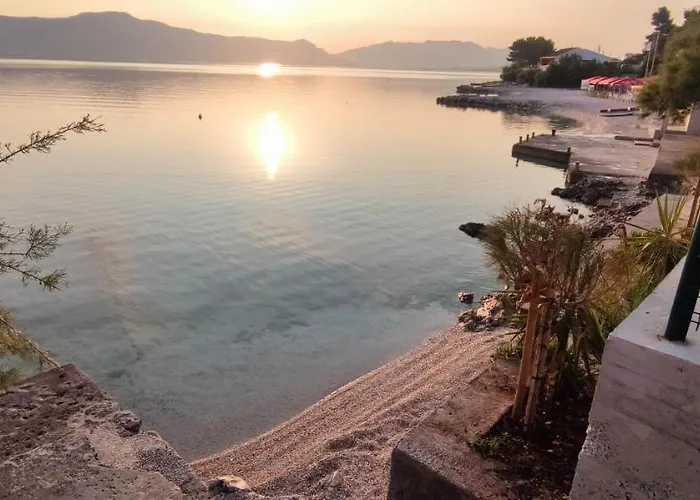 Apartment Fjaba - By The Sea - With The Big Terraces & Great Sea View
