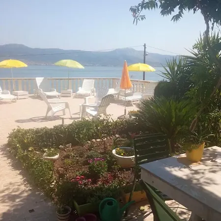 Fjaba - By The Sea - With The Big Terraces & Great Sea View Trogir