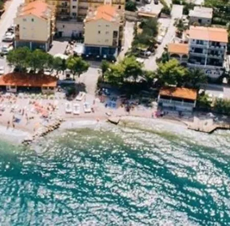 Fjaba - By The Sea - With The Big Terraces & Great Sea View * Trogir