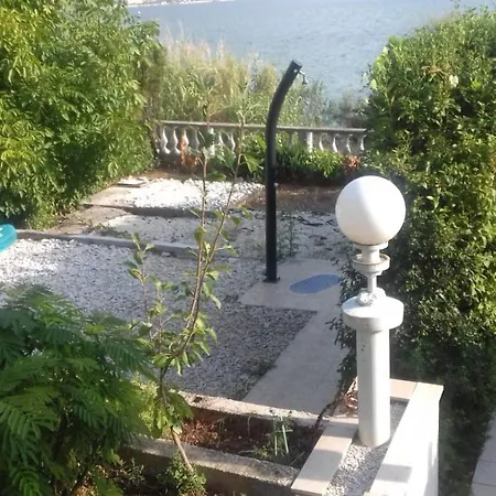 Apartment Fjaba - By The Sea - With The Big Terraces & Great Sea View *