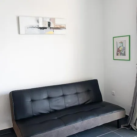 Апартаменты Fjaba - By The Sea - With The Big Terraces & Great Sea View Трогир