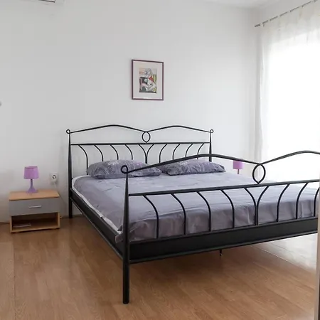 Apartment Fjaba - By The Sea - With The Big Terraces & Great Sea View *