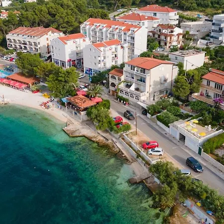 Apartment Fjaba - By The Sea - With The Big Terraces & Great Sea View Trogir