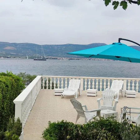 Fjaba - By The Sea - With The Big Terraces & Great Sea View Апартаменти Трогір