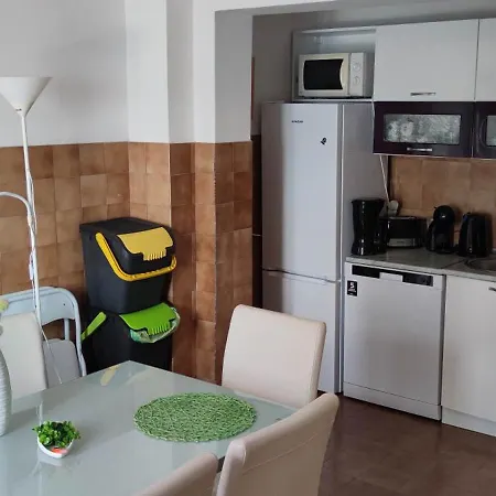 Fjaba - By The Sea - With The Big Terraces & Great Sea View Апартаменты