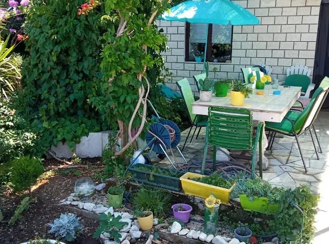 Fjaba - By The Sea - With The Big Terraces & Great Sea View * Trogir