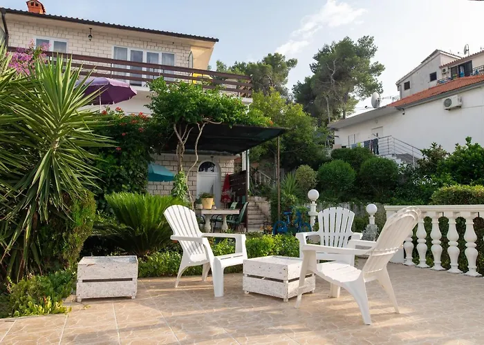 Fjaba - By The Sea - With The Big Terraces & Great Sea View *