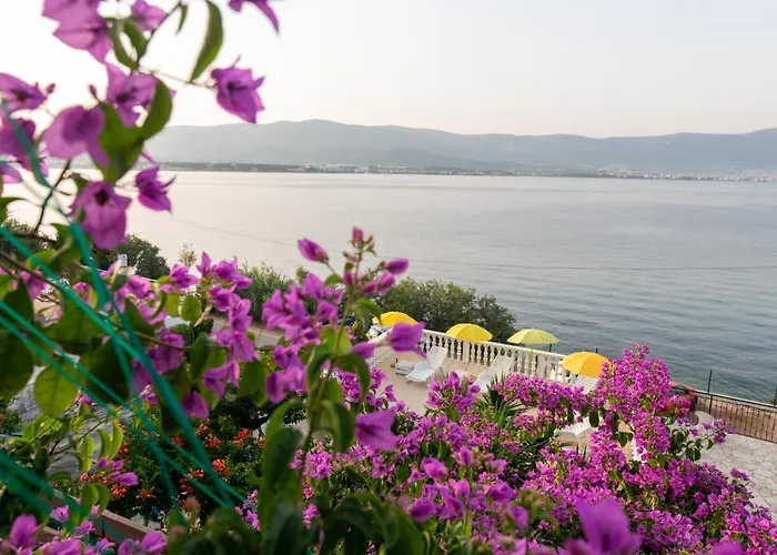 Apartament Fjaba - By The Sea - With The Big Terraces & Great Sea View *