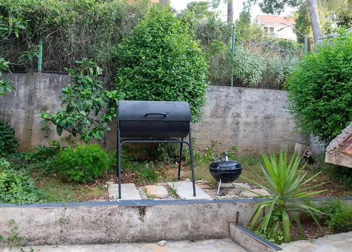 Fjaba - By The Sea - With The Big Terraces & Great Sea View Trogir