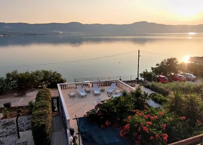 Fjaba - By The Sea - With The Big Terraces & Great Sea View Apartament *